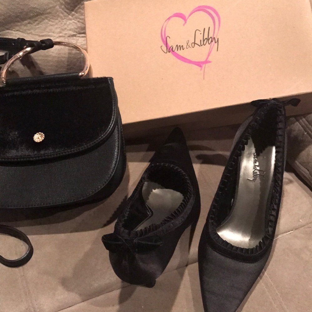Sam & Libby black satiny dress shoes, size 7